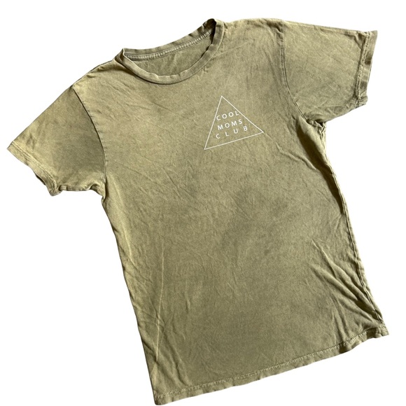 COOL MOMS CLUB OLIVE GREEN GARMENT DYED SHIRT SLEEVE T-SHIRT WITH LOGO SIZE S - Picture 2 of 6